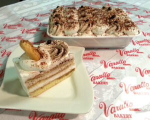 Tiramisu Cake