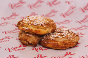 Sfogliatelle (qty 6)